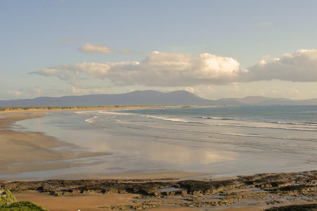 Oneills Apartments Ballyheigue Bagian luar foto